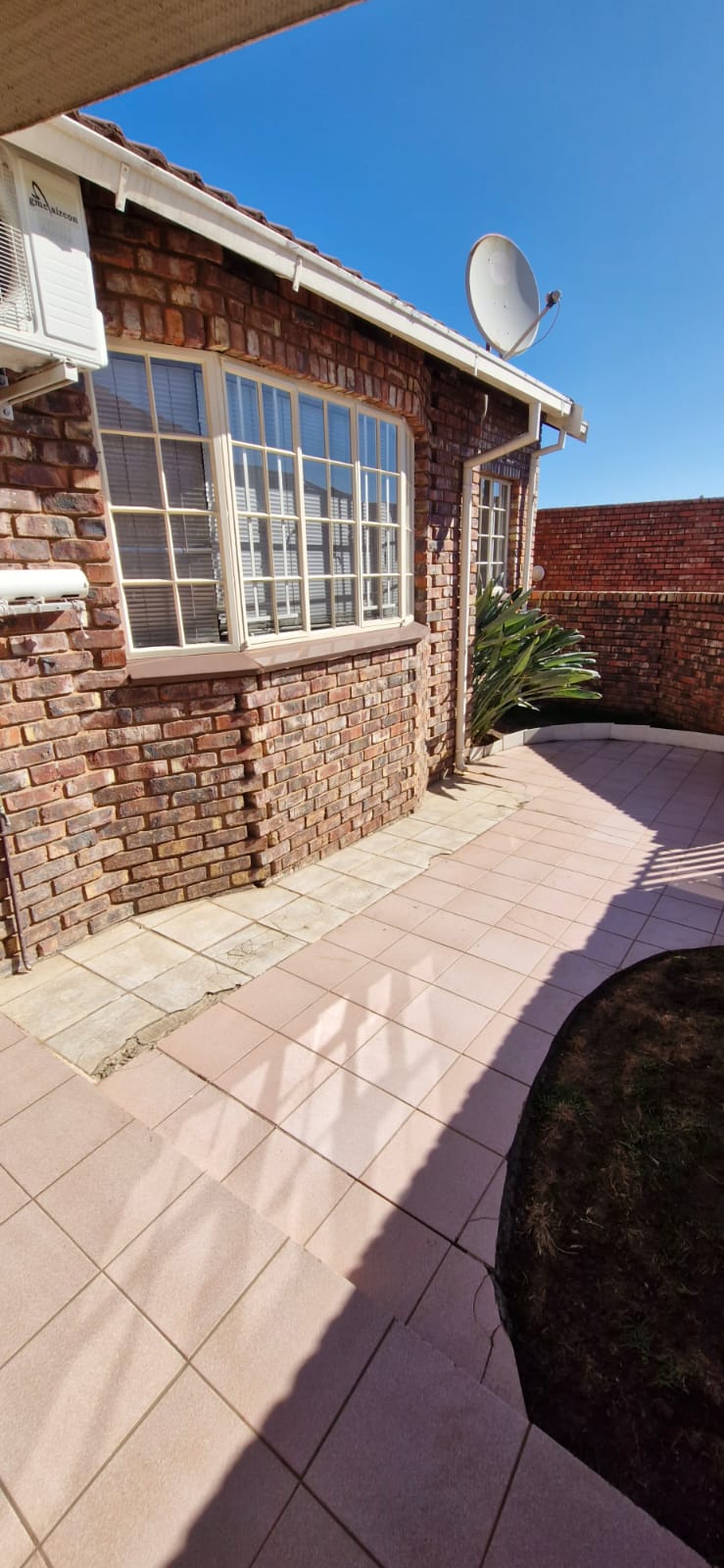 To Let 3 Bedroom Property for Rent in Uitsig Free State